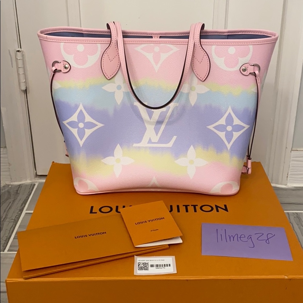 ❌sold❌ Louis Vuitton Neverfull Pastel Escale